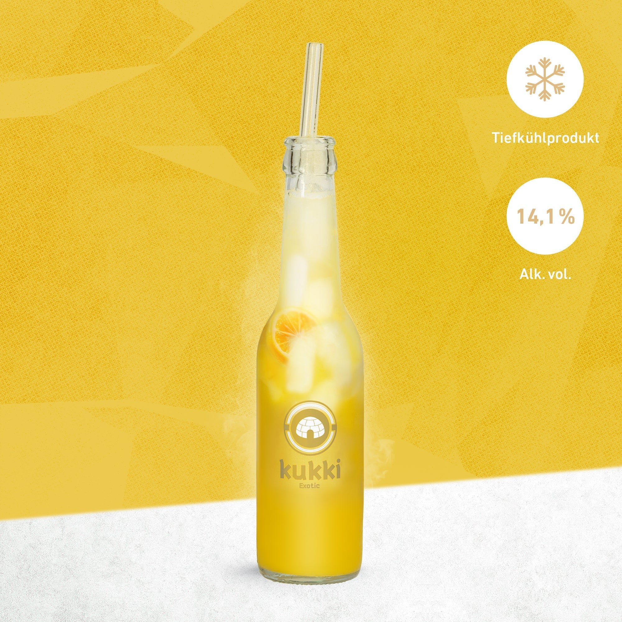 kukki Cocktail Exotic in Glasflasche mit Eiswürfeln und Orangenscheibe, Tiefkühlprodukt mit 14,1 % Alkohol.