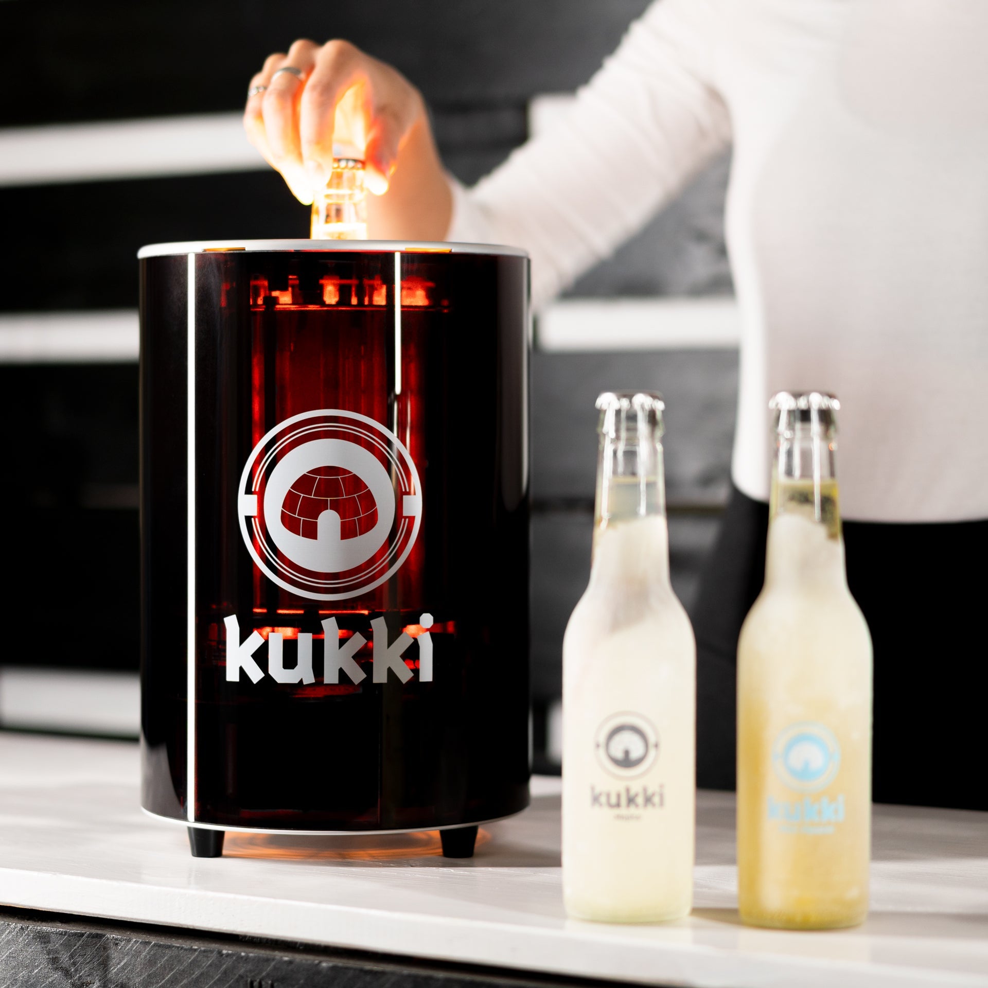 kukki toaster + 192 cocktails + freezer cabinet